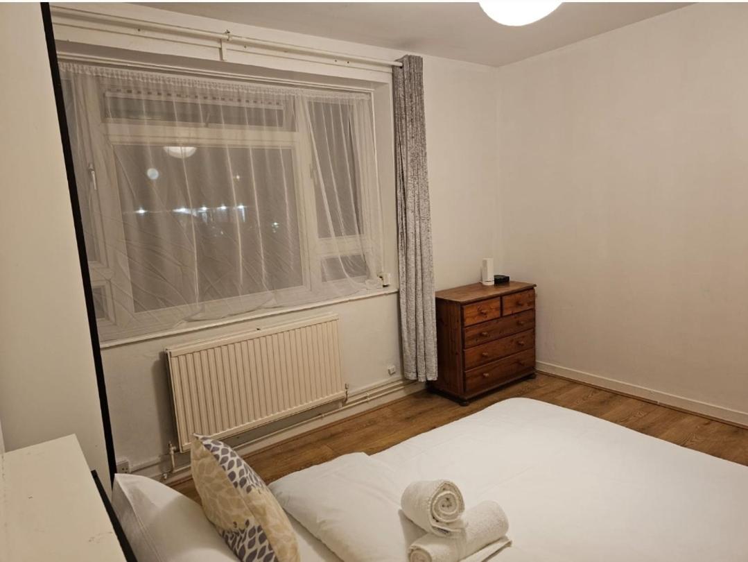 Globe Rooms Лондон Екстериор снимка