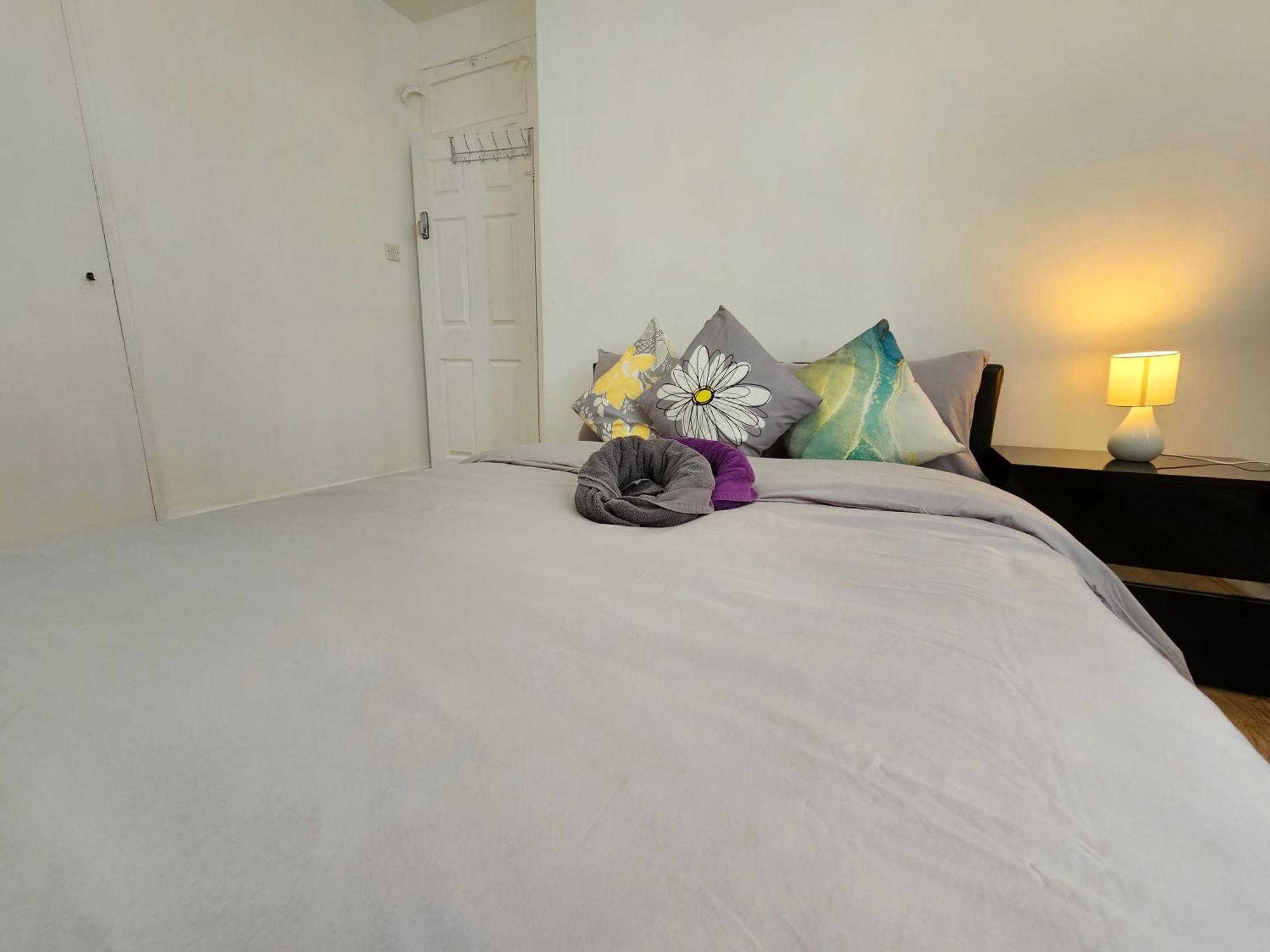 Globe Rooms Лондон Екстериор снимка