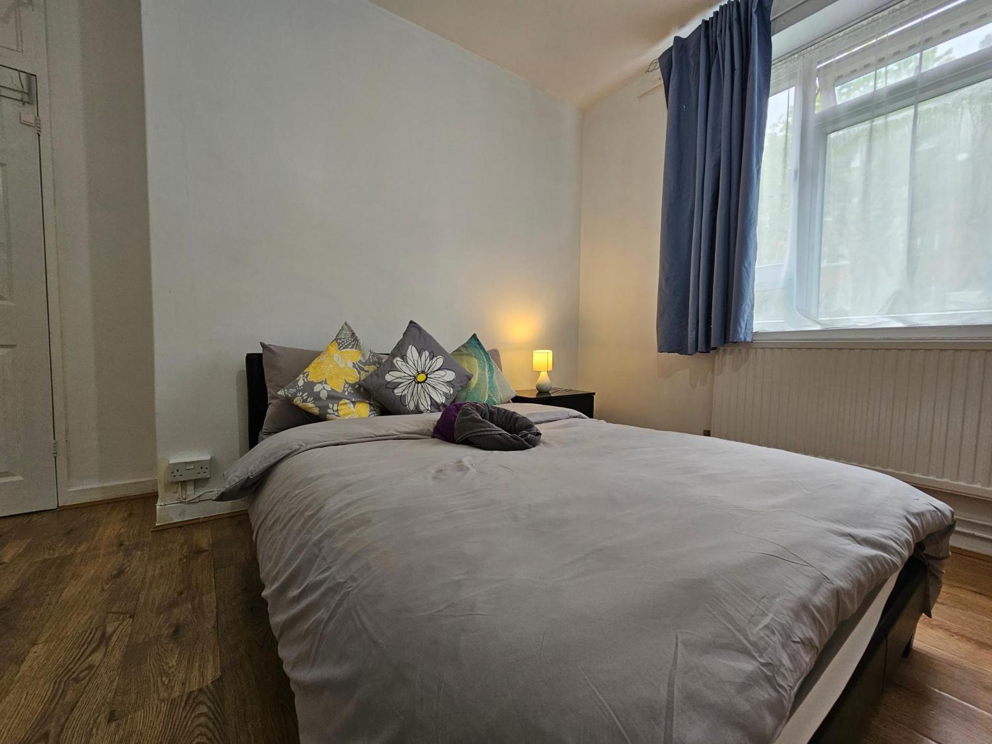 Globe Rooms Лондон Екстериор снимка